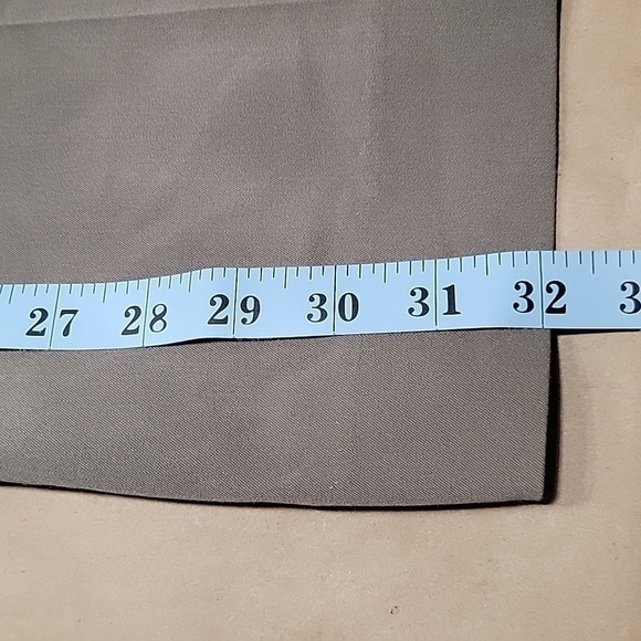 The Limited, Size 4 R, Taupe Wide Leg Trousers.  Excellent Condition. - Picture 9 of 16